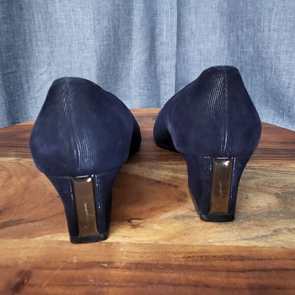 Salvatore Ferragamo Classic Block Heel Pumps Designer Italy Black Size 8B - Picture 6 of 14